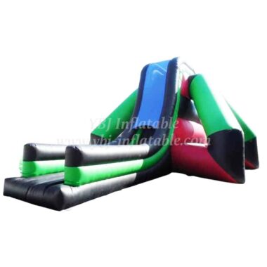 H2-1316 Large and fun inflatable slide