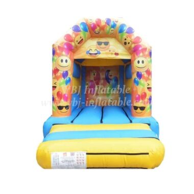 H3-0438 inflatable bounce house