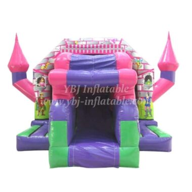 H3-0472 Princess Castle Bounce House