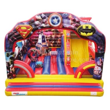 T6-823 Marvel & DC Superheroe Bouncy Castle