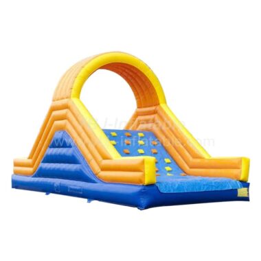 H4-0204 Inflatable water climbing wall