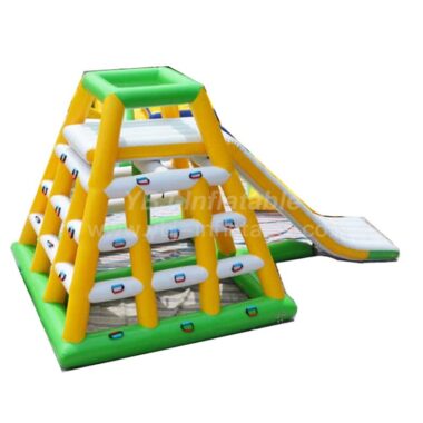 H4-0208 Water park equipment with inflatable slides