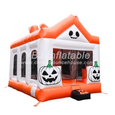 H3-0025 An inflatable trampoline for Halloween graffiti