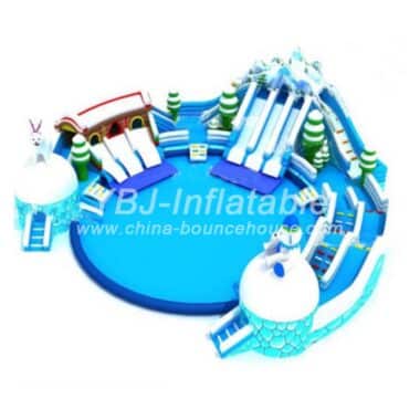 Pool2-576 Winter Bear Theme Inflatable Pool